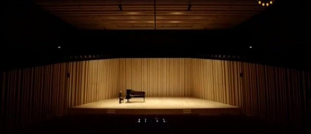 ピアノ調律師の画像