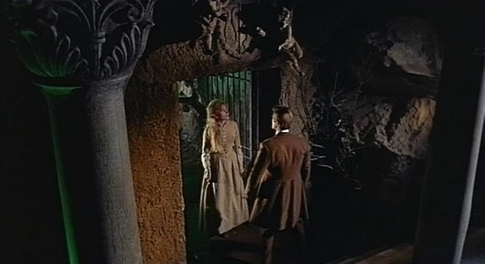 呪いの館の画像