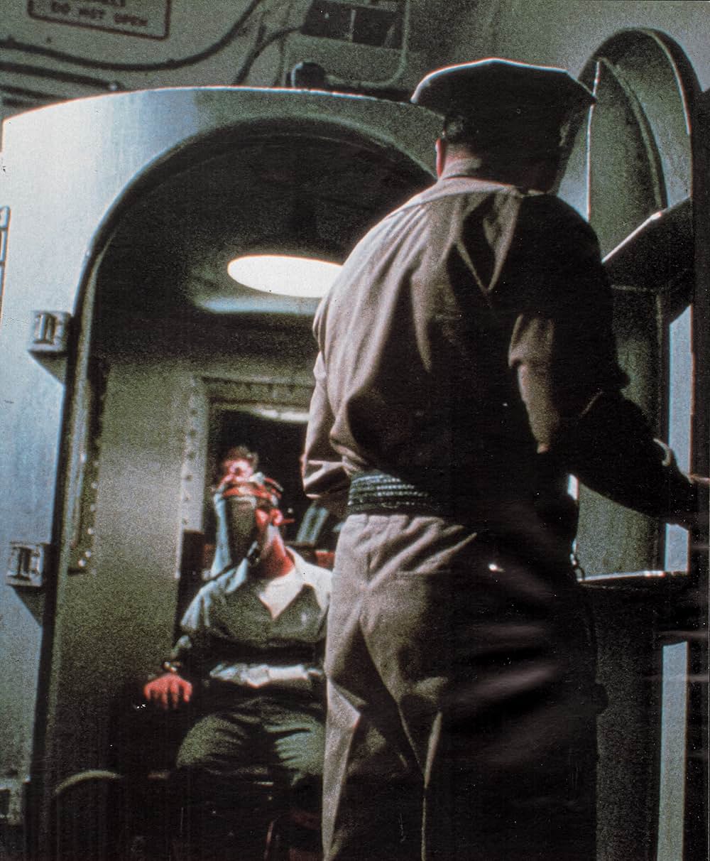 プリズンの画像