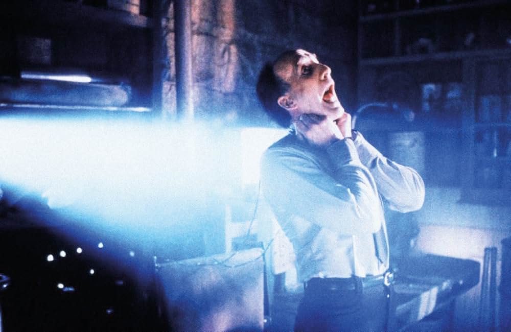 プリズンの画像