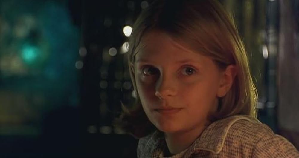 キャメロット・ガーデンの少女の画像