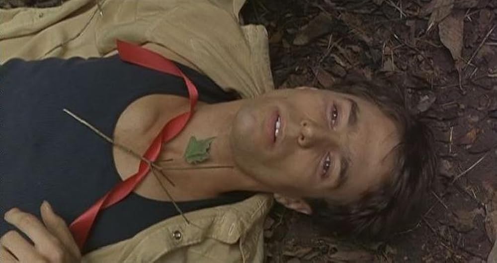 キャメロット・ガーデンの少女の画像