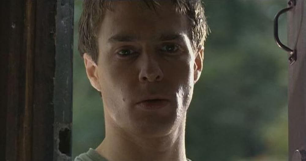 キャメロット・ガーデンの少女の画像