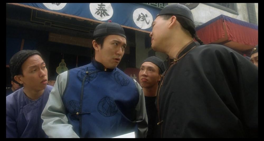 チャウ・シンチーの熱血弁護士の画像