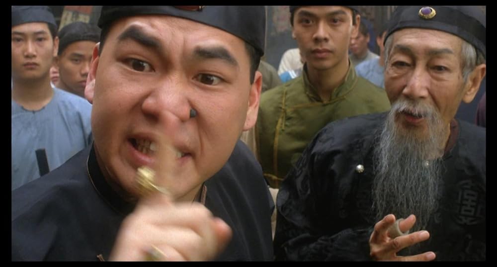 チャウ・シンチーの熱血弁護士の画像