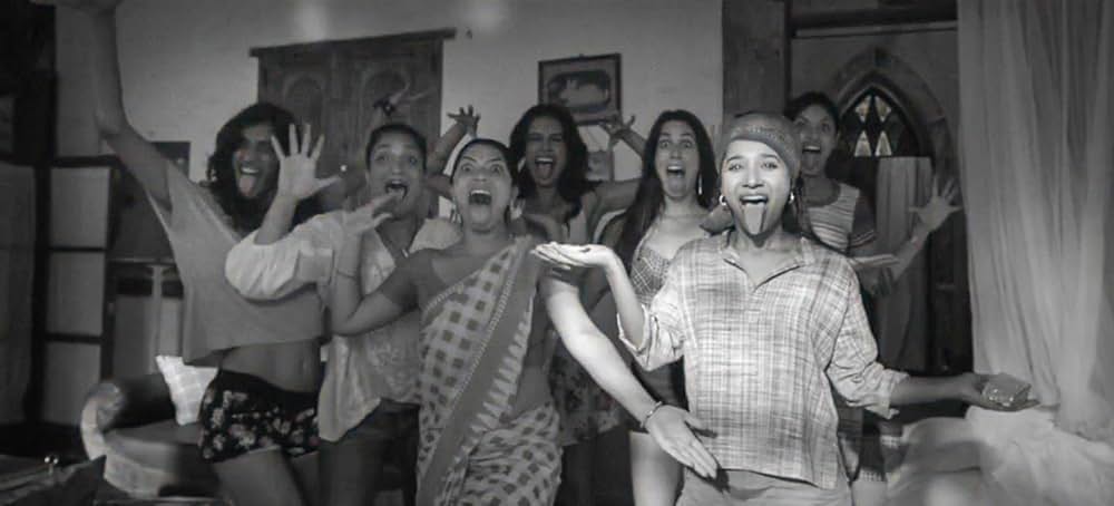 怒れる女神たちの画像