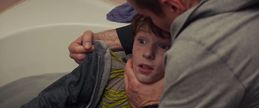 「ポルターガイスト」サム・ロックウェル & カイル・キャトレットの画像