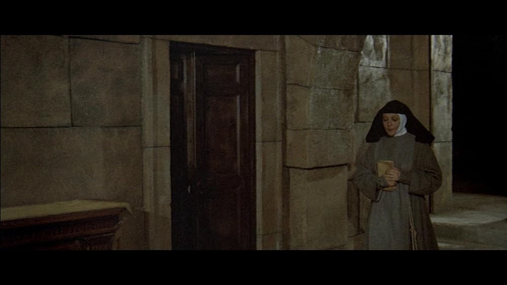 罪深き尼僧の悶えの画像