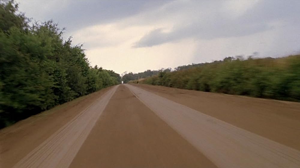 アンダートウ 決死の逃亡の画像