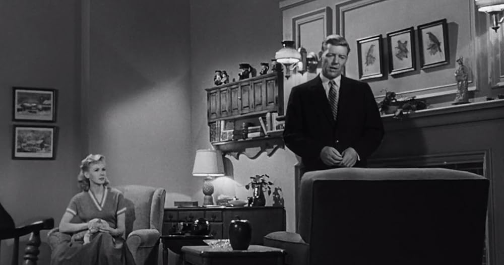 縮みゆく人間の画像