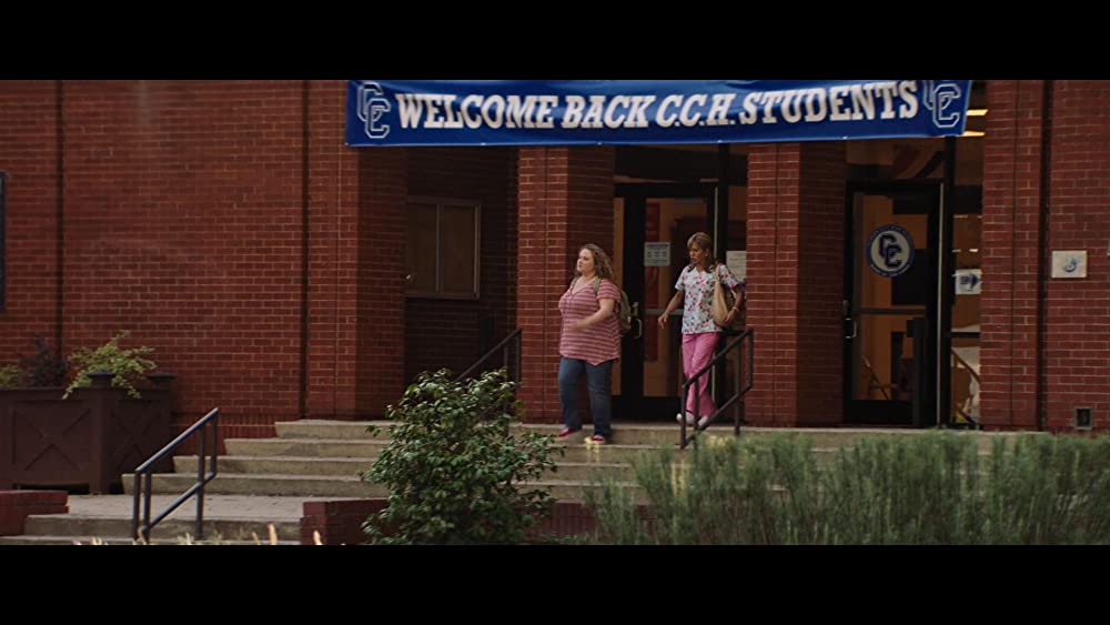 「ダンプリン」ジェニファー・アニストン & ダニエル・マクドナルドの画像