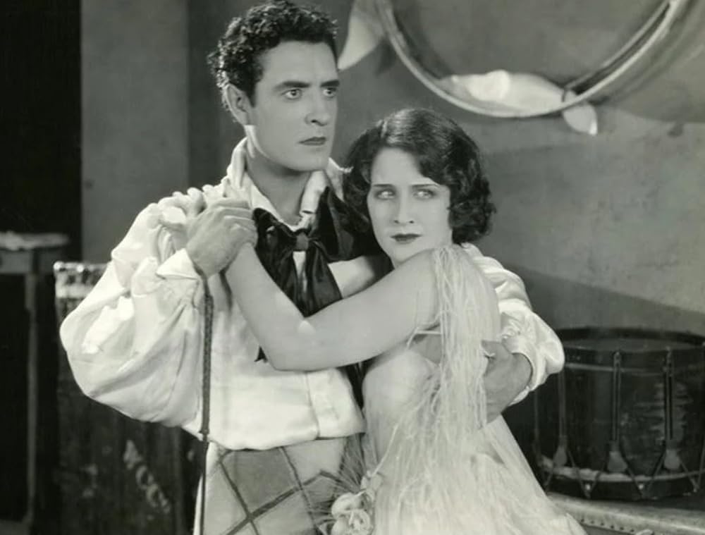 殴られる彼奴（あいつ）の画像