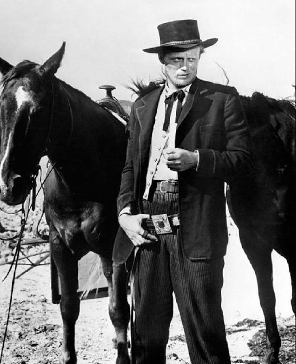 廃墟の群盗の画像