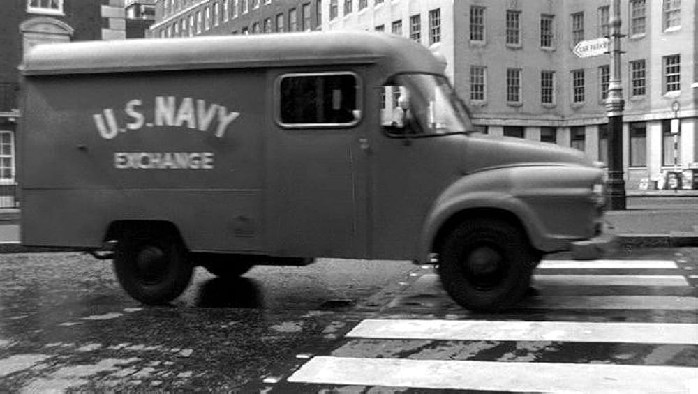 続・光る眼／宇宙空間の恐怖の画像