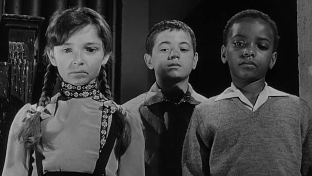 続・光る眼／宇宙空間の恐怖の画像