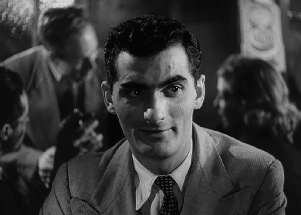 波止場の弾痕の画像