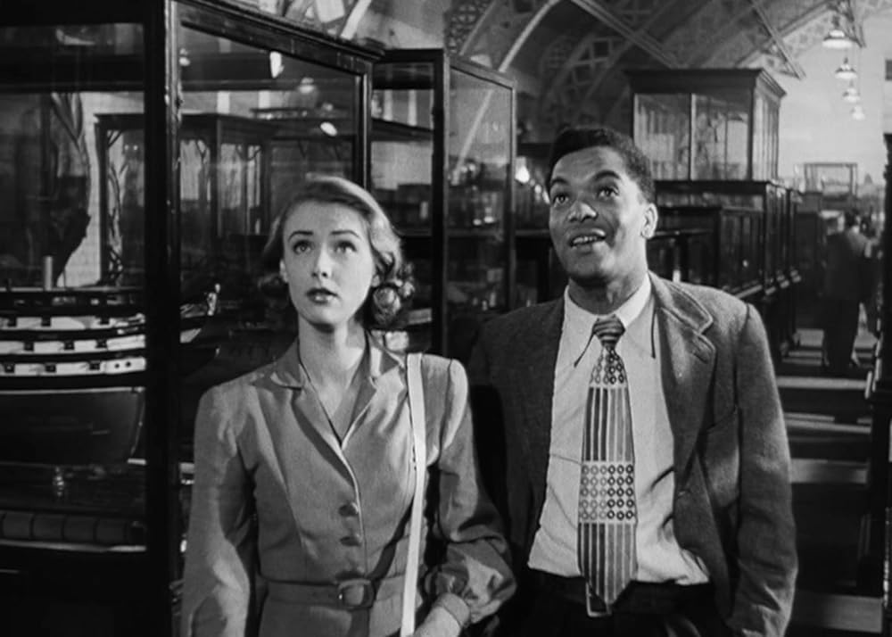 波止場の弾痕の画像