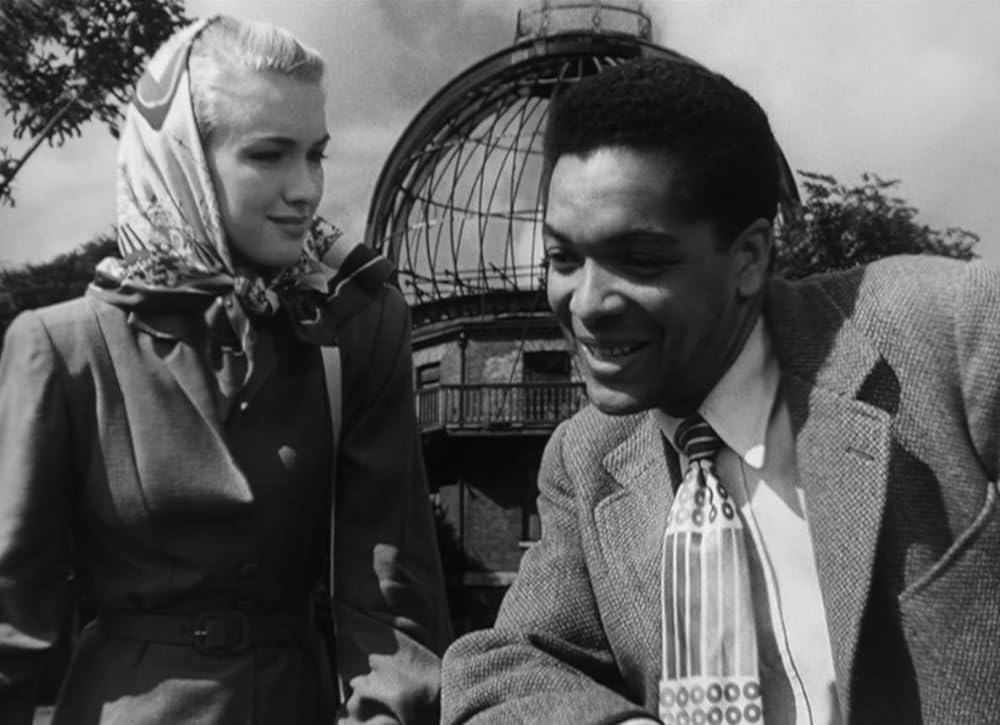 波止場の弾痕の画像