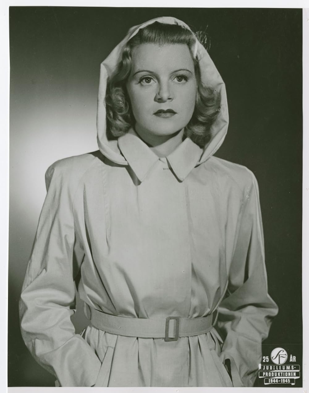 二人の人間の画像