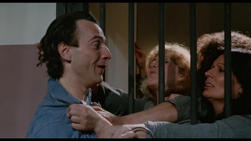 「女囚エマニュエル」の画像