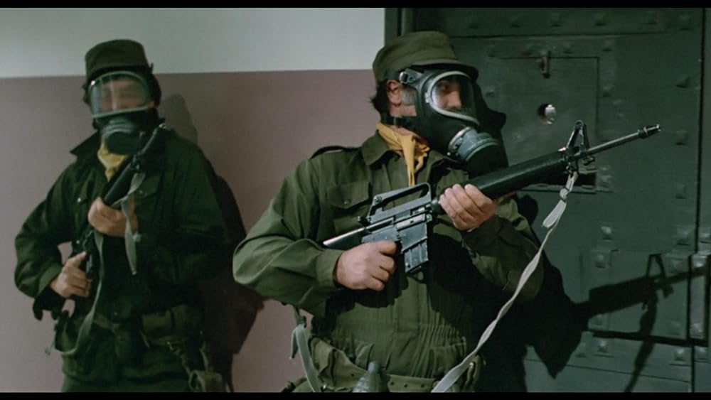 「女囚エマニュエル」の画像