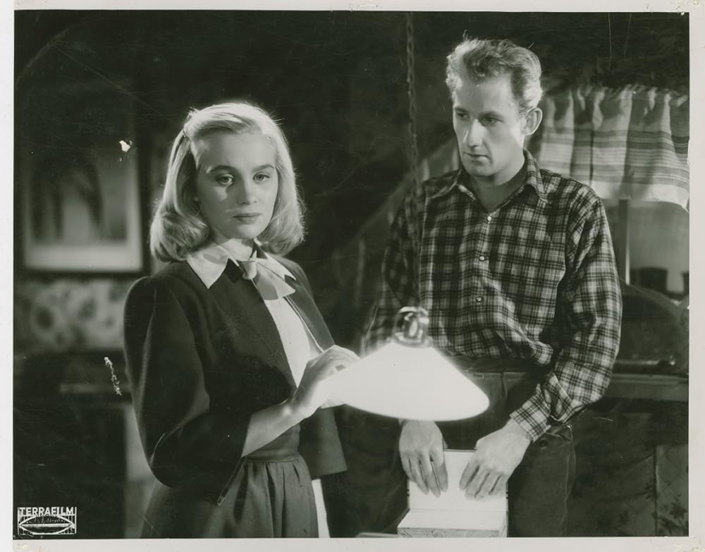 闇の中の音楽の画像