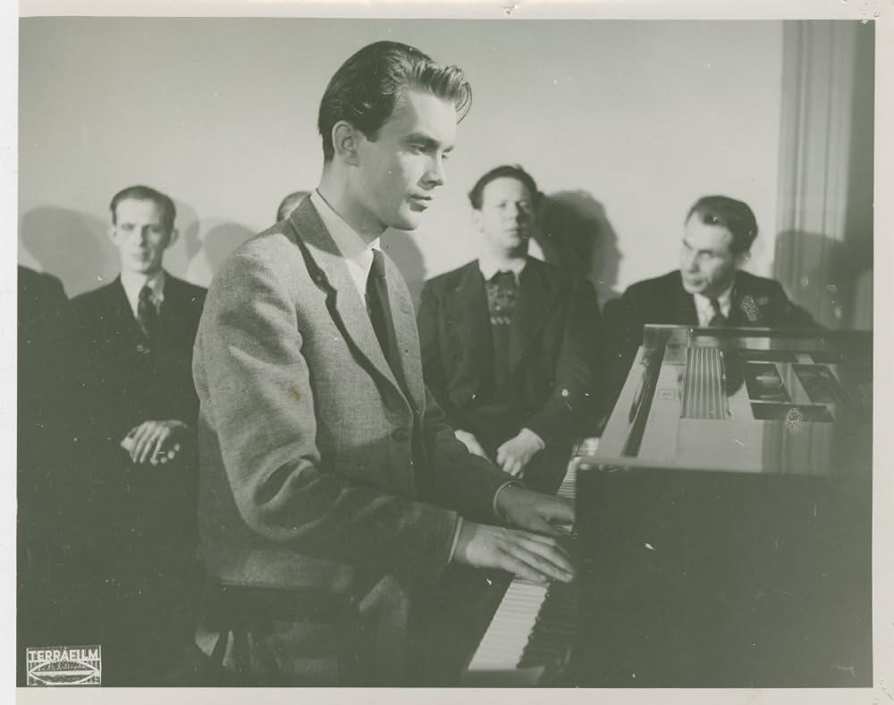 闇の中の音楽の画像