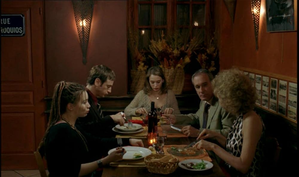 石の微笑の画像