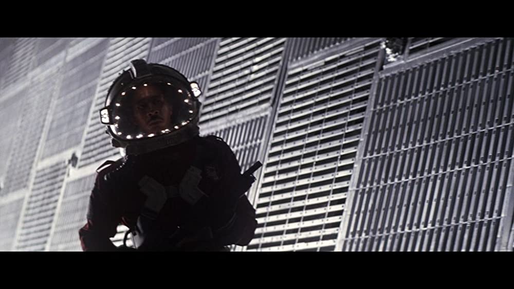 アウトランドの画像