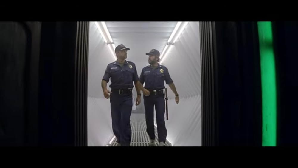 アウトランドの画像