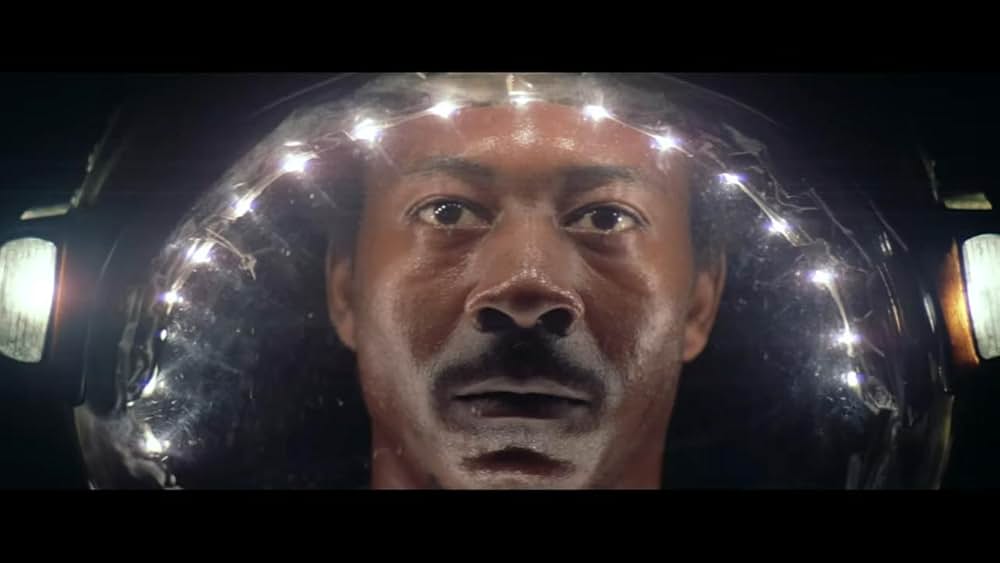 アウトランドの画像