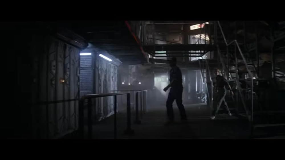 アウトランドの画像