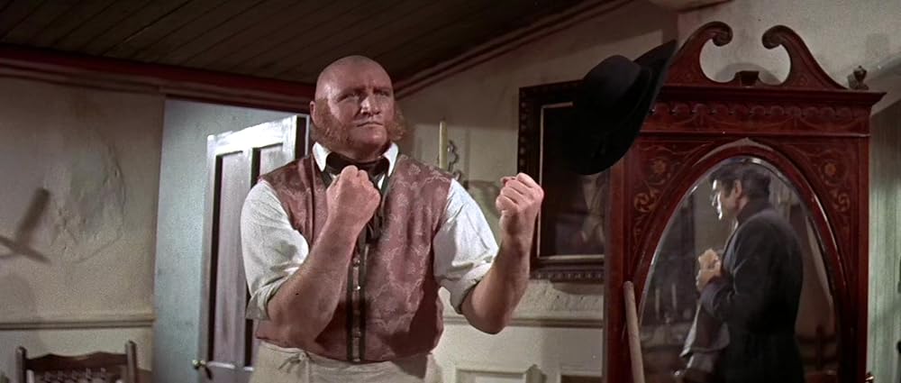 自由の旗風の画像