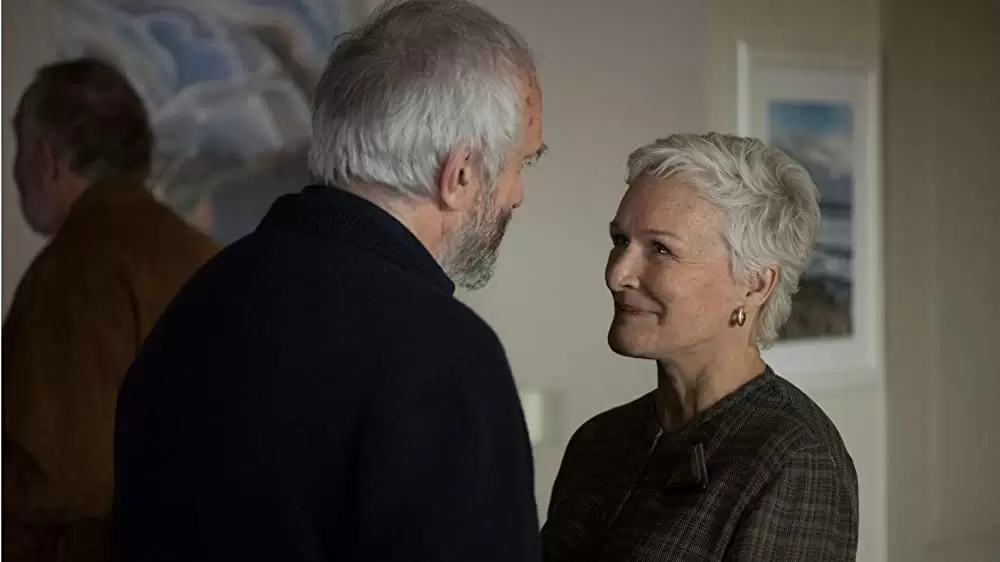「天才作家の妻 -40年目の真実-」グレン・クローズ & ジョナサン・プライスの画像