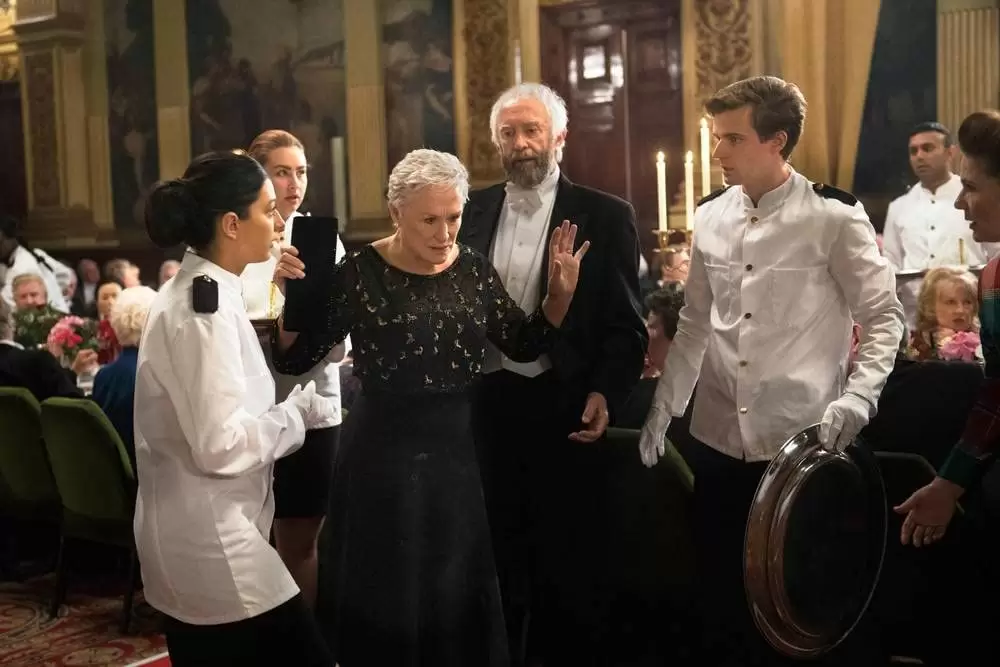 「天才作家の妻 -40年目の真実-」グレン・クローズ & ジョナサン・プライスの画像