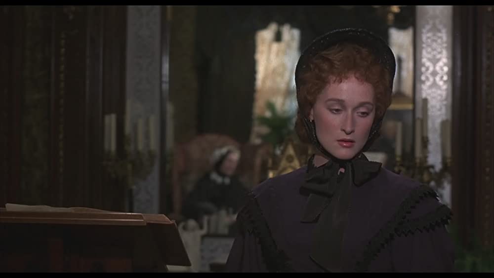 フランス軍中尉の女の画像