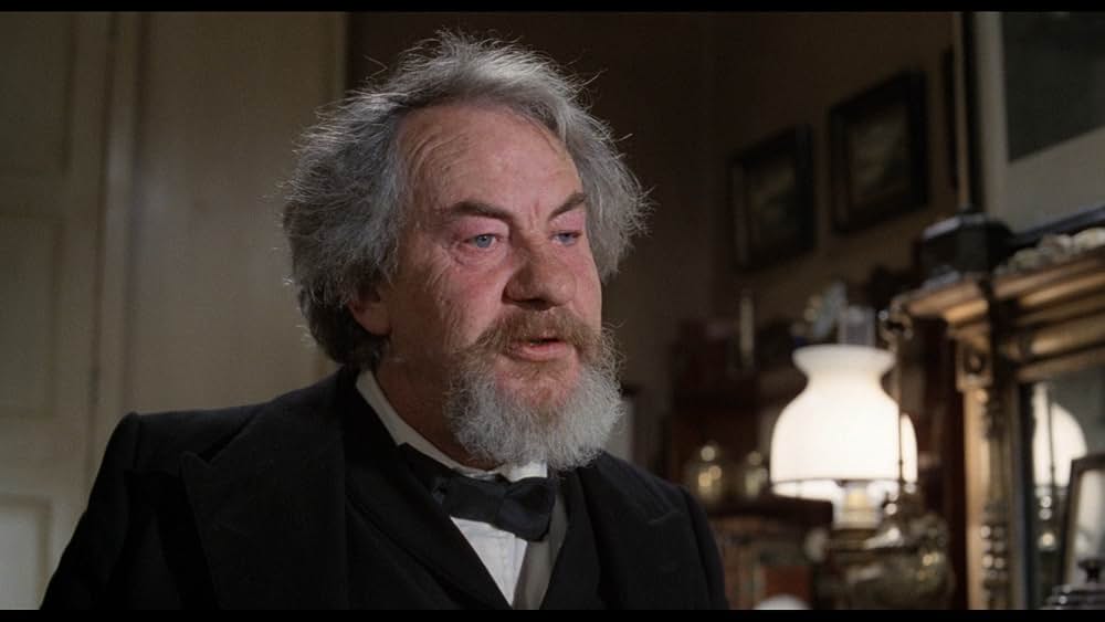 フランス軍中尉の女の画像