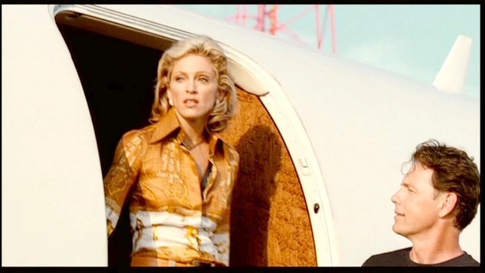 スウェプト・アウェイの画像