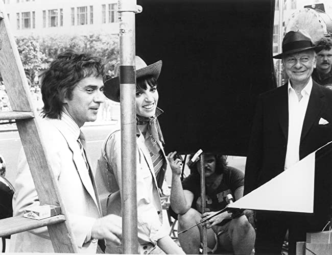 「ミスター・アーサー」ジョン・ギールグッド & ダドリー・ムーア & ライザ・ミネリの画像