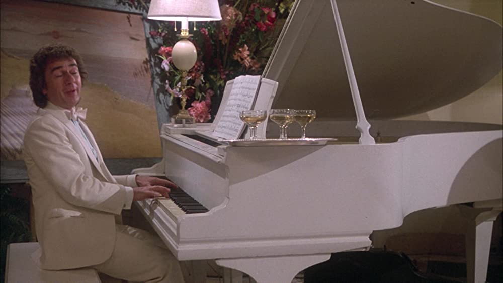 「ミスター・アーサー」ダドリー・ムーアの画像