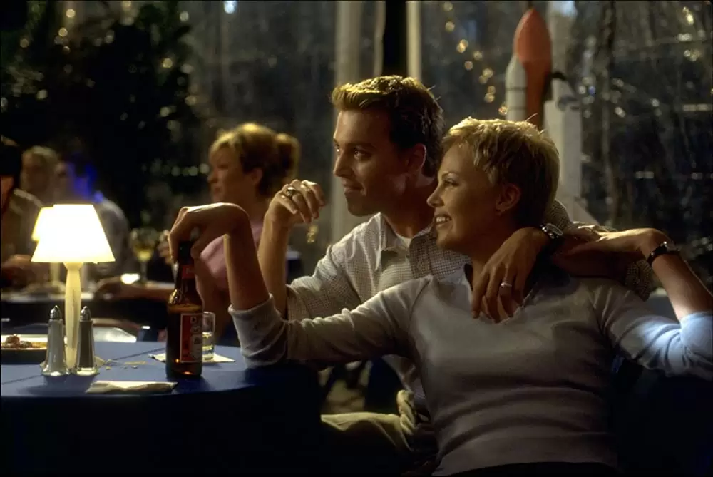 「ノイズ」ジョニー・デップ & シャーリーズ・セロンの画像