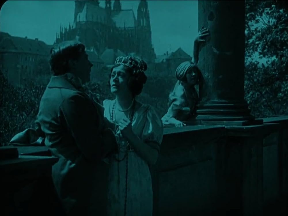 プラーグの大学生の画像