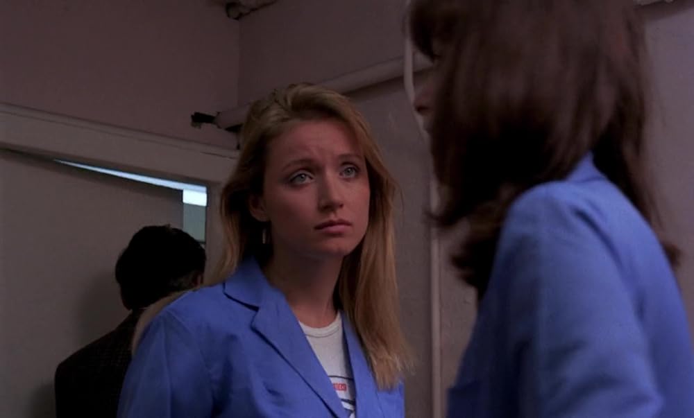 フライトメア 恐怖! 人喰い女達の晩餐の画像