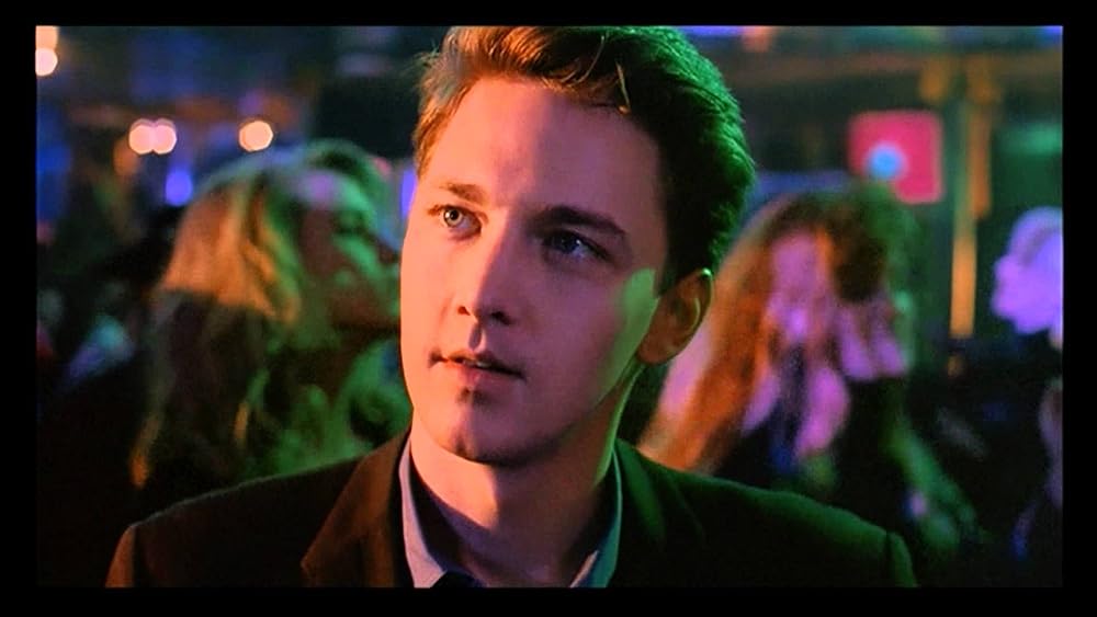 レス・ザン・ゼロの画像