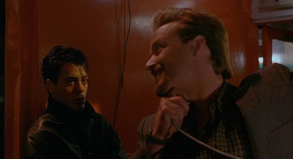 レス・ザン・ゼロの画像