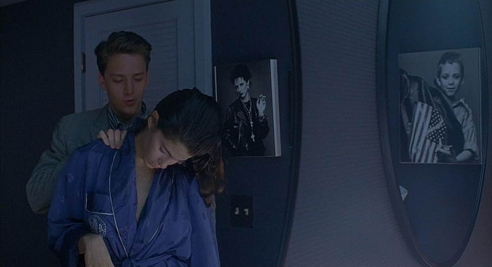 レス・ザン・ゼロの画像