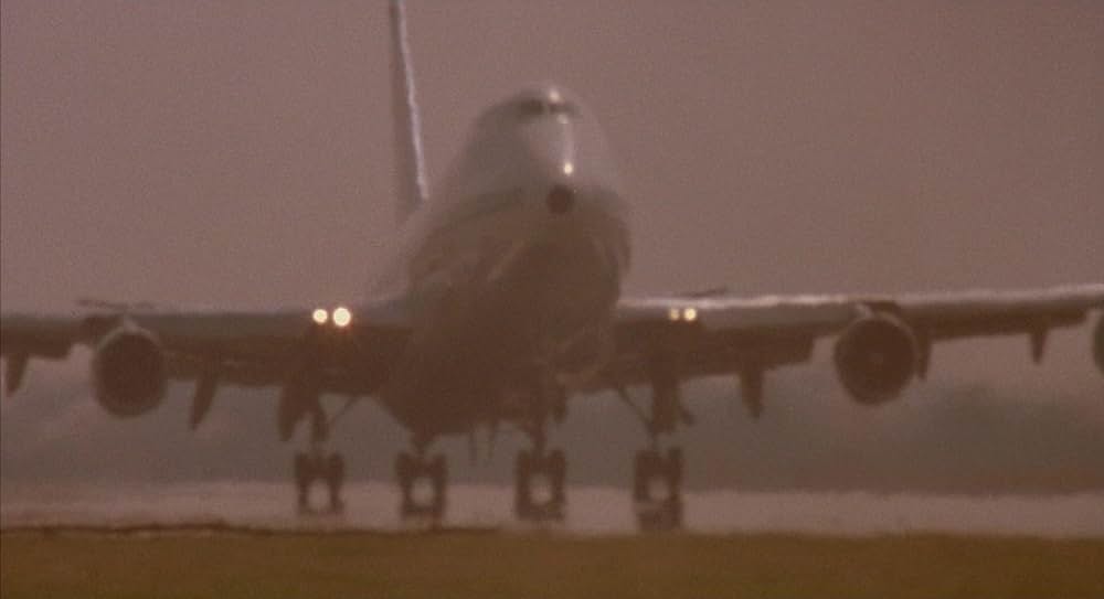 レス・ザン・ゼロの画像