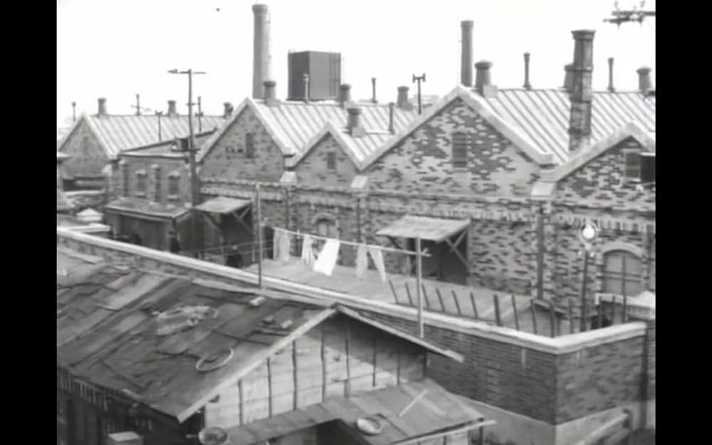 太陽のない街の画像