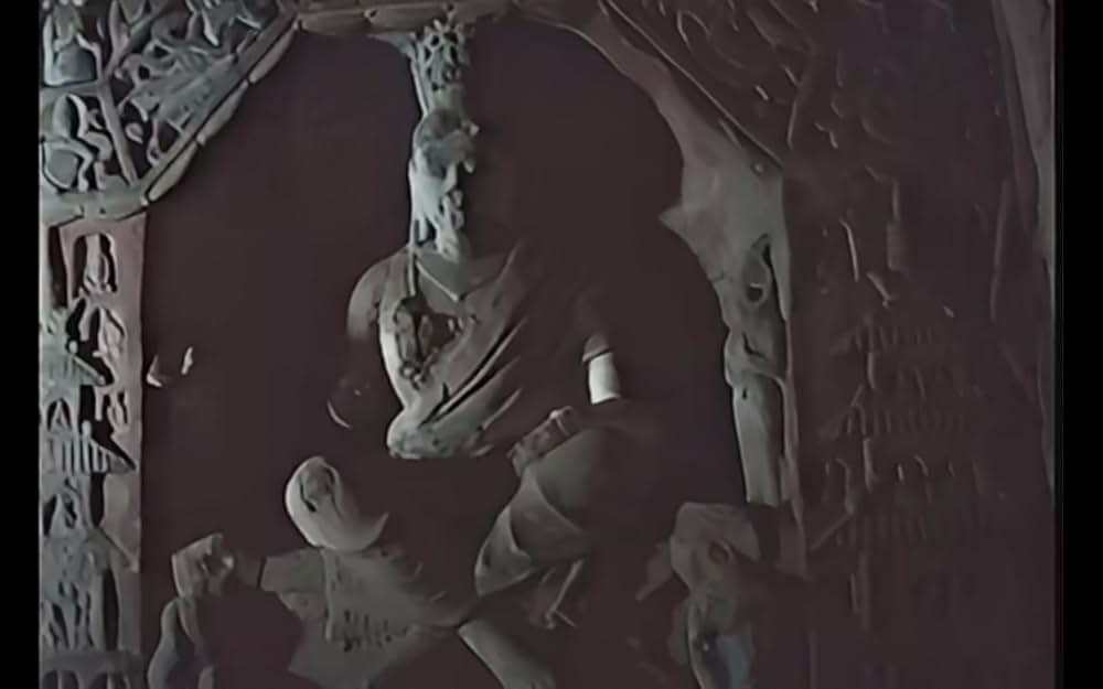 天平の甍の画像