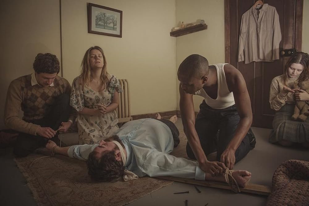 Mad to Be Normal（原題）の画像